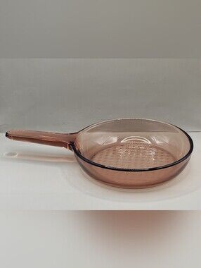 Vintage Pyrex Vision Ware Amber 7 " Glass Skillet Fry Pan Waffle Bottom France